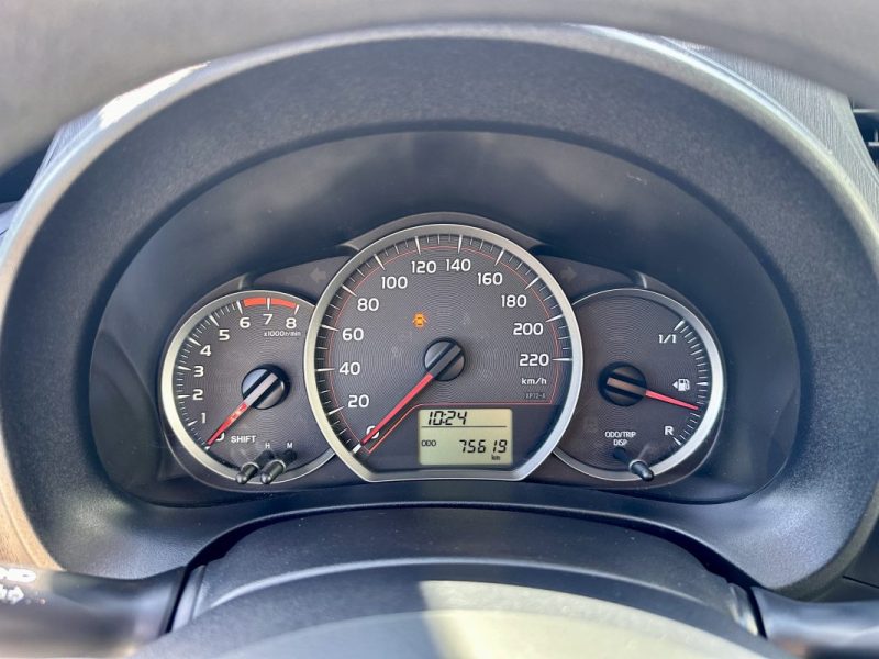 TOYOTA YARIS 1.0 2012