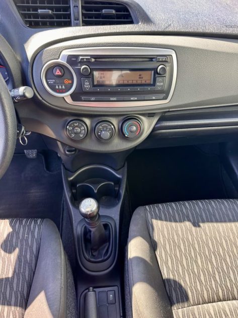 TOYOTA YARIS 1.0 2012
