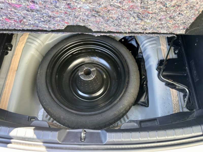 TOYOTA YARIS 1.0 2012