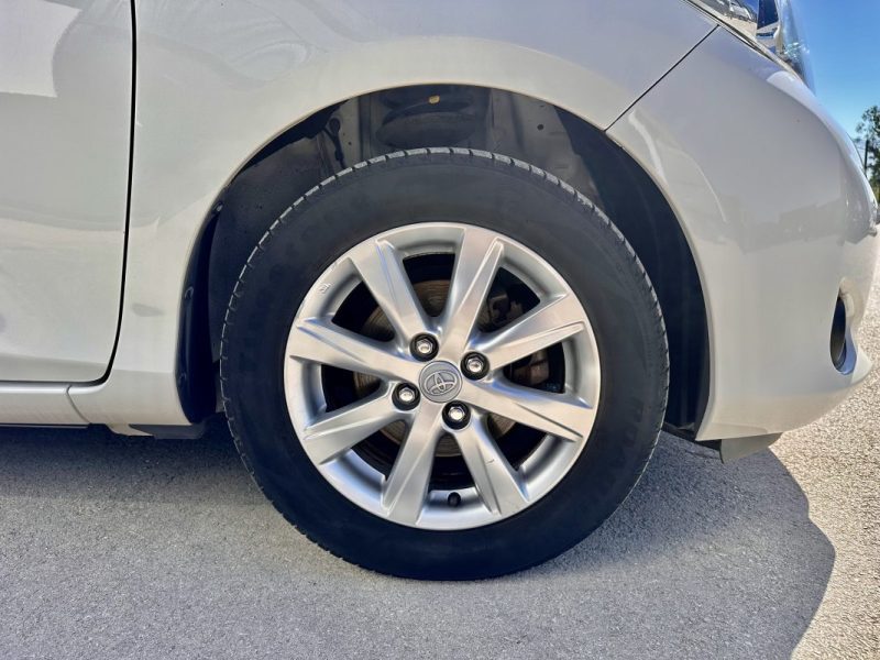 TOYOTA YARIS 1.0 2012