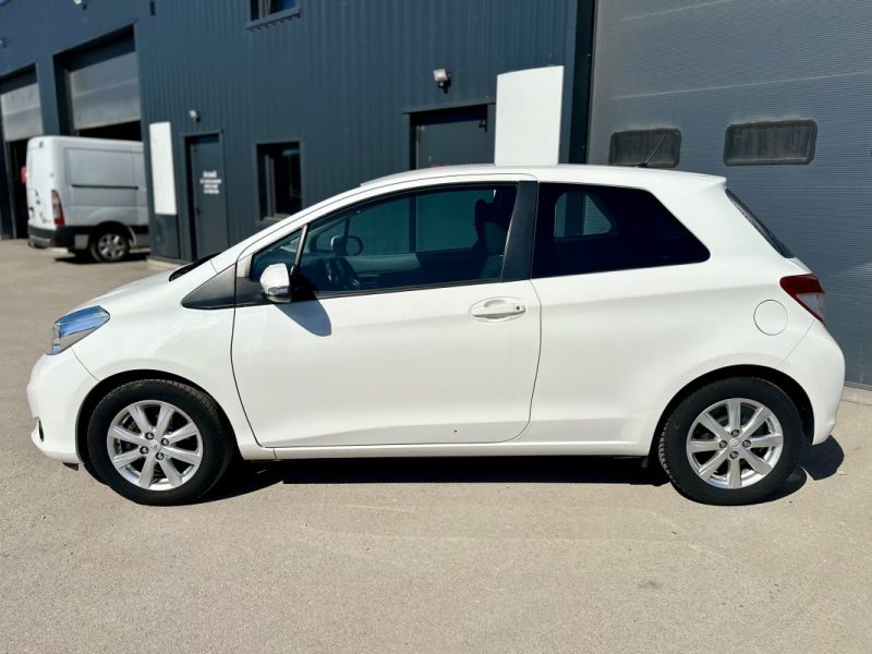 TOYOTA YARIS 1.0 2012