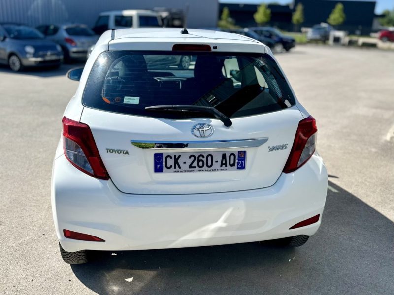 TOYOTA YARIS 1.0 2012