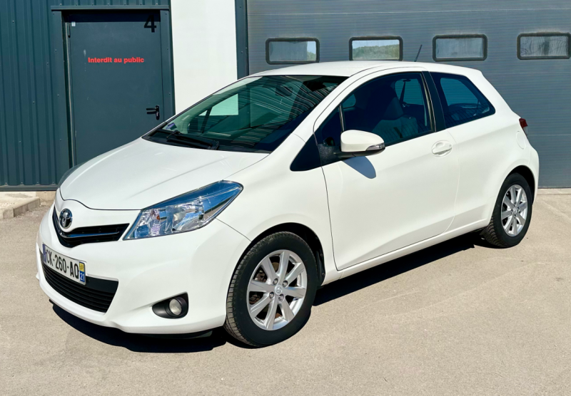 TOYOTA YARIS 1.0 2012