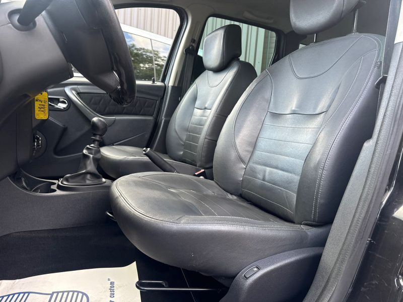 DACIA  DUSTER  1.5 DCI 110 PRESTIGE 4X4 