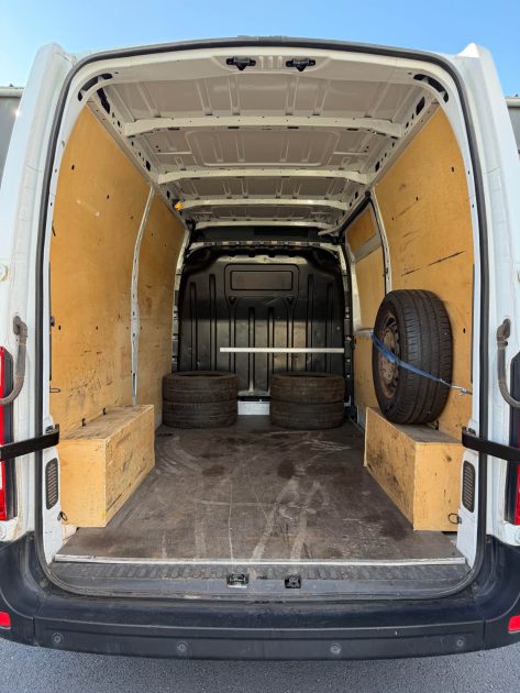 RENAULT MASTER III  - L2H2 - 2.3 DCI - 130 ch - GRAND CONFORT - TVA RECUPERABLE - GARANTIE 3 MOIS 