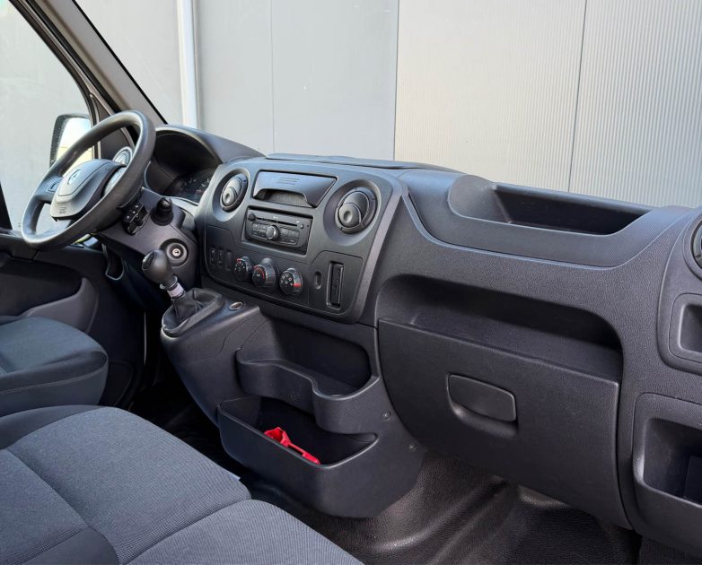 RENAULT MASTER III  - L3H2 - 2.3 DCI - 130 ch - GRAND CONFORT - TVA RECUPERABLE - GARANTIE 3 MOIS 
