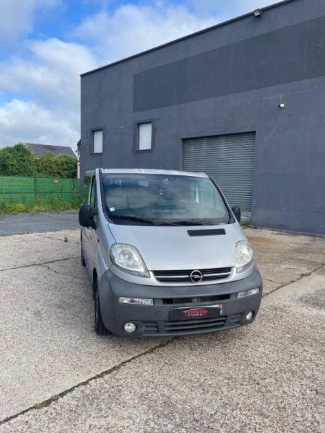 OPEL VIVARO 1.9 DTI 2002