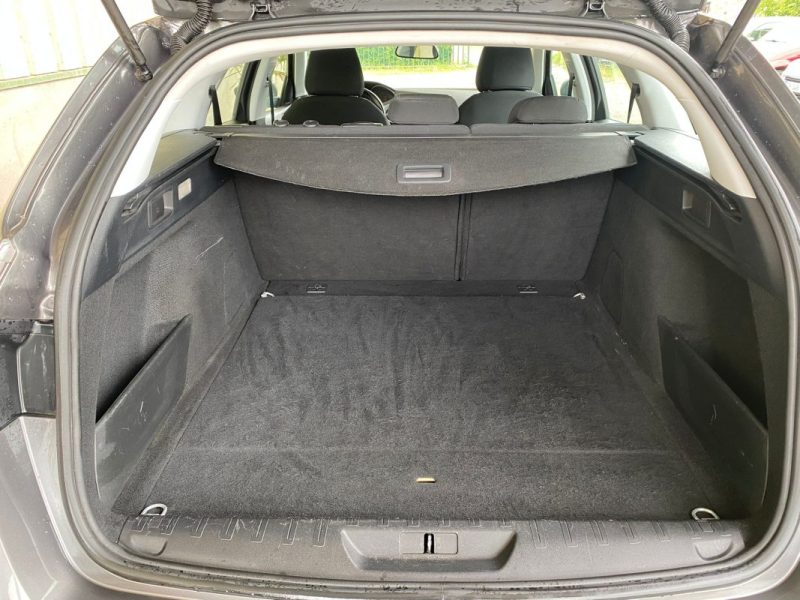 Peugeot 308 II SW 1.6 BLUE HDI 120ch Active - Garantie