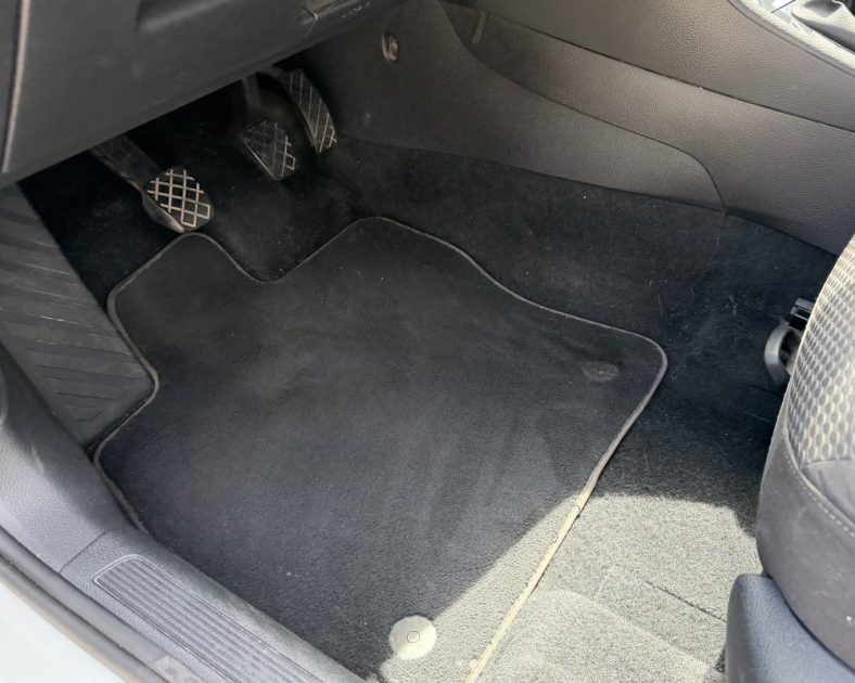VOLKSWAGEN GOLF VII - ENTRETIENT COMPLET - APPLE CARPLAY - BUSINESS CONFORTLINE