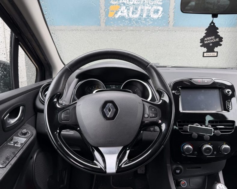 Renault Clio IV TCe 90ch Limited - ENTRETIENT COMPLET - GARANTIE 6 MOIS - 141000 km