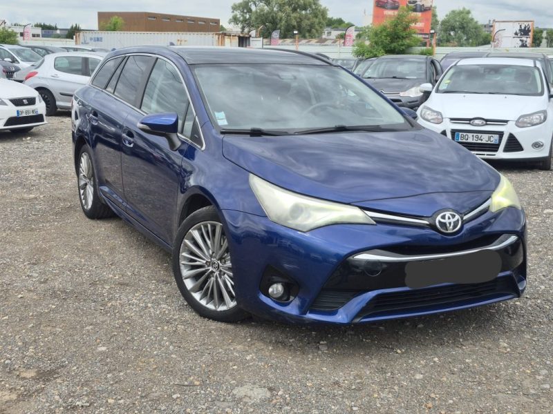 TOYOTA Avensis  Break SW 2.0 D-4D 16V 143 cv 2015