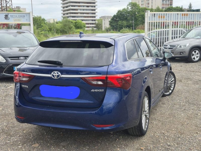 TOYOTA Avensis  Break SW 2.0 D-4D 16V 143 cv 2015