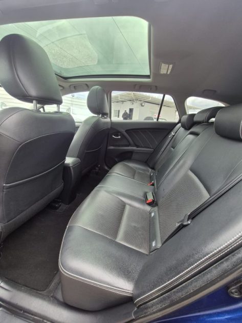 TOYOTA Avensis  Break SW 2.0 D-4D 16V 143 cv 2015