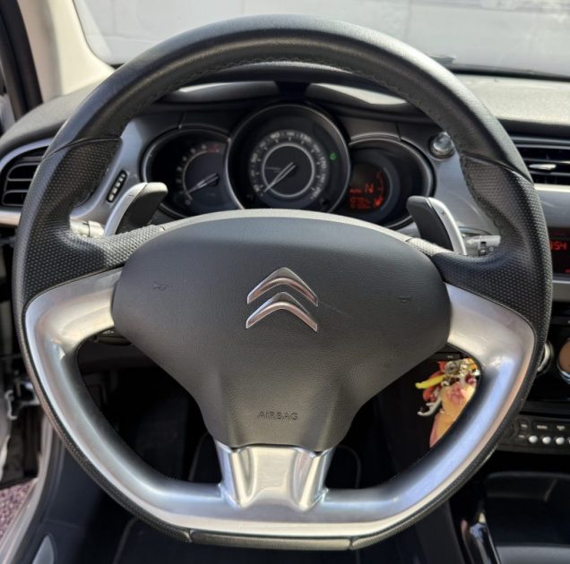 CITROËN C3 1.4 VTI 95ch BVA EXCLUSIVE / CLIMATISATION / RADAR DE RECUL 