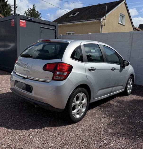 CITROËN C3 1.4 VTI 95ch BVA EXCLUSIVE / CLIMATISATION / RADAR DE RECUL 
