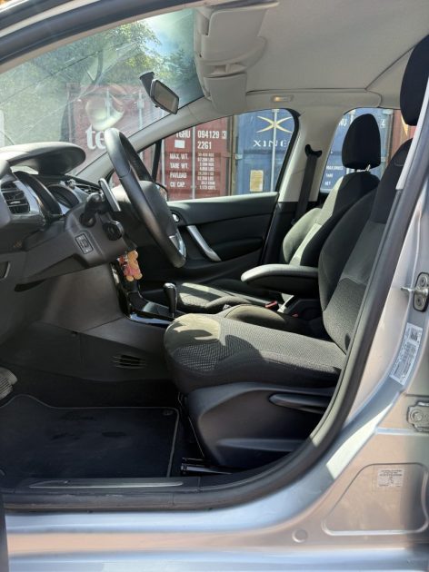 CITROËN C3 1.4 VTI 95ch BVA EXCLUSIVE / CLIMATISATION / RADAR DE RECUL 