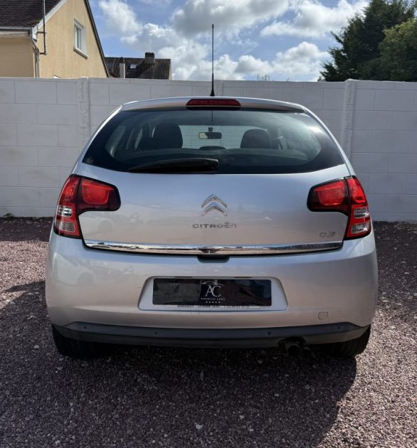 CITROËN C3 1.4 VTI 95ch BVA EXCLUSIVE / CLIMATISATION / RADAR DE RECUL 