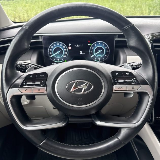 HYUNDAI TUCSON EXECUTIVE 1.6 T-GDI HYBRID 230ch TOIT OUVRANT / SIÈGES CHAUFFANT / COFFRE ÉLECTRIQUE 