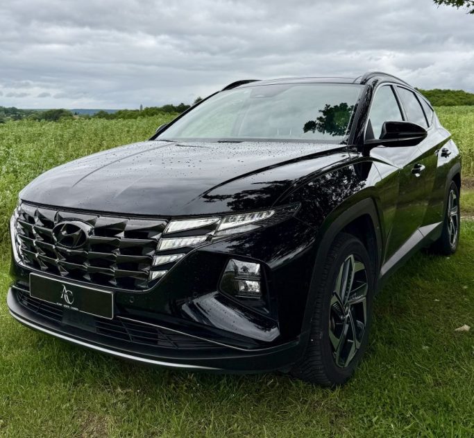 HYUNDAI TUCSON EXECUTIVE 1.6 T-GDI HYBRID 230ch TOIT OUVRANT / SIÈGES CHAUFFANT / COFFRE ÉLECTRIQUE 