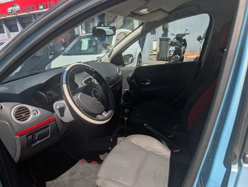 RENAULT CLIO III RIP  1.2 16V 75CH RIPE CURL 132.000KMS CERTIFIE EXCELLENT ETAT GARANTIE 12 MOIS