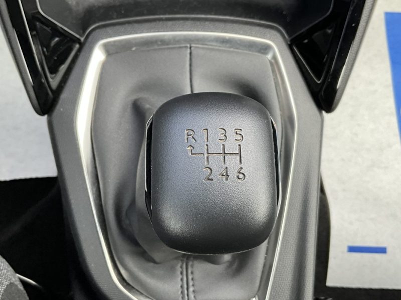 À PARTIR 187,55 EUROS  PAR MOIS PEUGEOT 208 1.5 BLUEHDI 100 CV ACTIVE