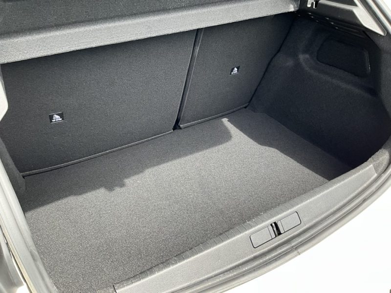 À PARTIR 187,55 EUROS  PAR MOIS PEUGEOT 208 1.5 BLUEHDI 100 CV ACTIVE