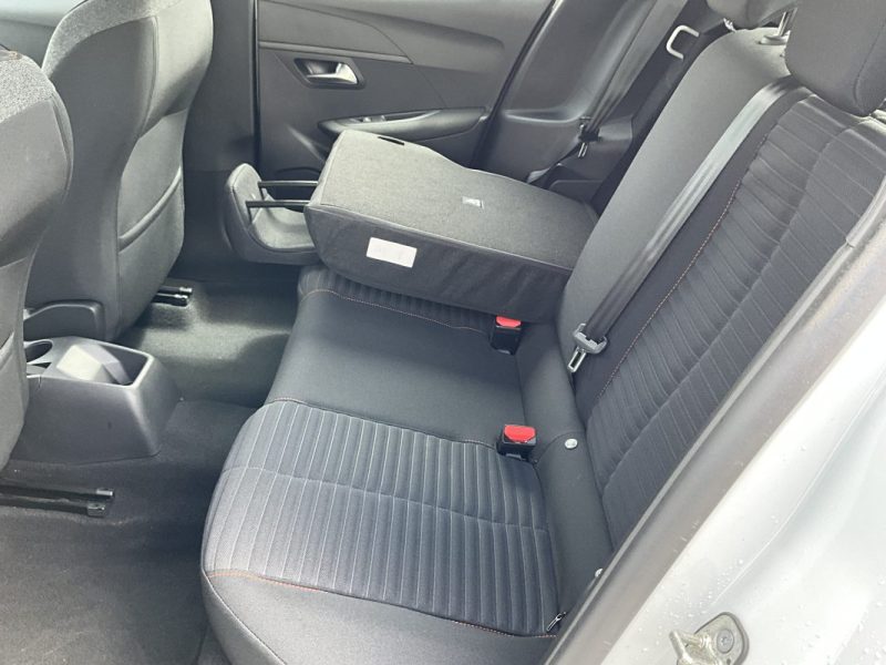 À PARTIR 187,55 EUROS  PAR MOIS PEUGEOT 208 1.5 BLUEHDI 100 CV ACTIVE