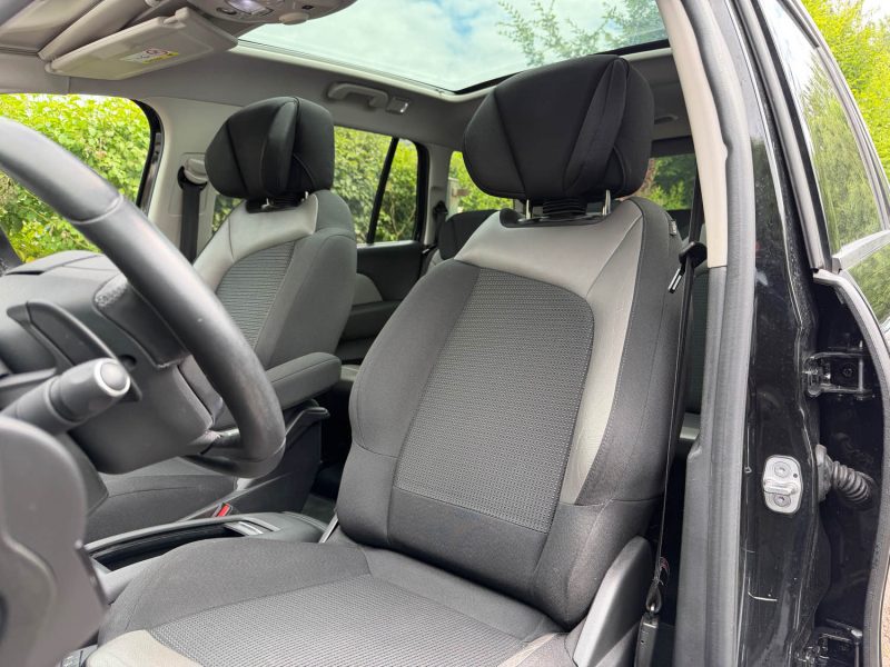 Citroën Grand C4 Picasso 1.6 e-HDI 115ch Exclusive + ETG6 7 Places