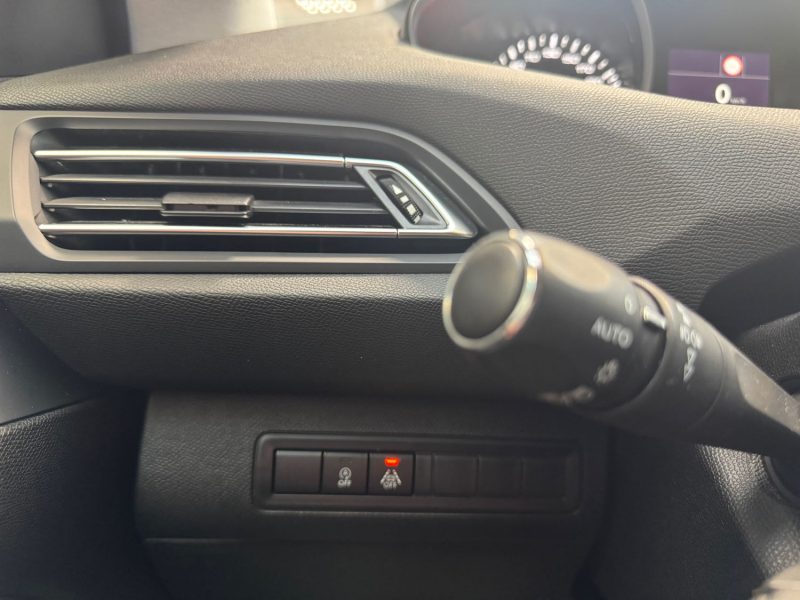 PEUGEOT 308 II 1.5 BLUE HDI 130ch TECH EDITION GARANTIE 12 MOIS HISTORIQUE COMPLET 🇨🇵