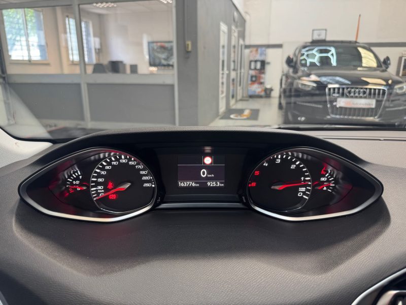 PEUGEOT 308 II 1.5 BLUE HDI 130ch TECH EDITION GARANTIE 12 MOIS HISTORIQUE COMPLET 🇨🇵