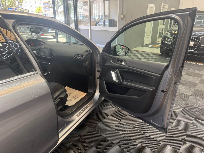 PEUGEOT 308 II 1.5 BLUE HDI 130ch TECH EDITION GARANTIE 12 MOIS HISTORIQUE COMPLET 🇨🇵