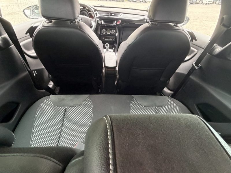 CITROEN DS3 1.6 HDI 90 AIRDREAM SO CHIC 2011