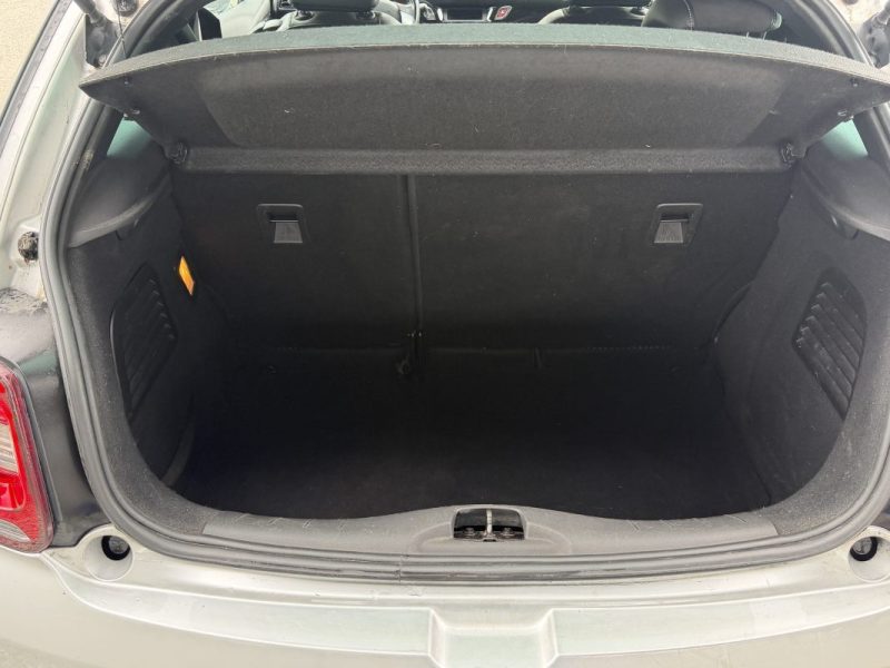 CITROEN DS3 1.6 HDI 90 AIRDREAM SO CHIC 2011