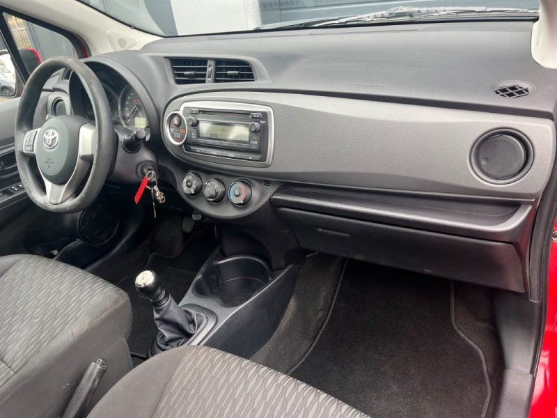 TOYOTA YARIS 1.0 VVTI 69 ACTIVE 2012
