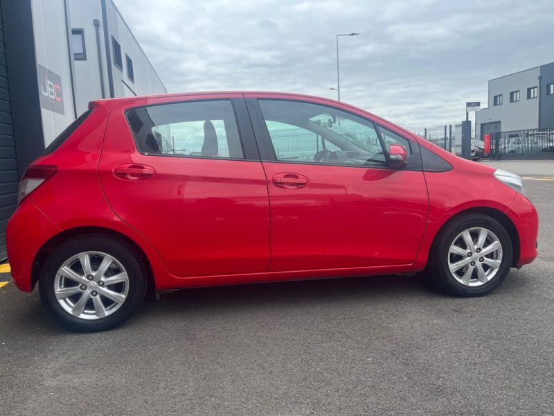 TOYOTA YARIS 1.0 VVTI 69 ACTIVE 2012
