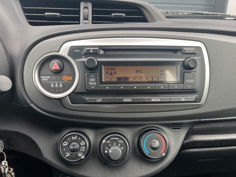 TOYOTA YARIS 1.0 VVTI 69 ACTIVE 2012