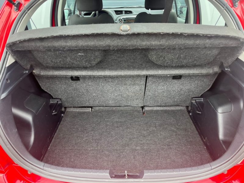 TOYOTA YARIS 1.0 VVTI 69 ACTIVE 2012