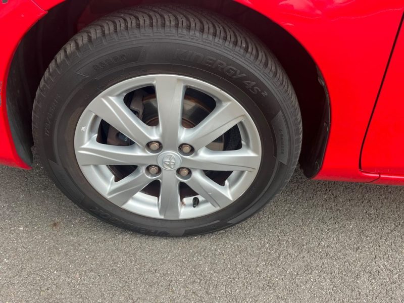 TOYOTA YARIS 1.0 VVTI 69 ACTIVE 2012