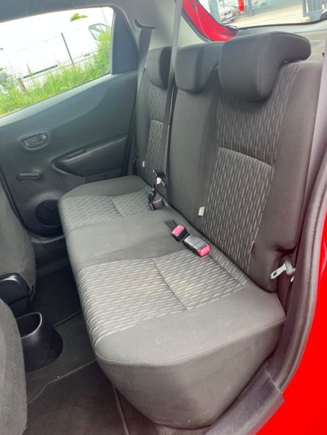 TOYOTA YARIS 1.0 VVTI 69 ACTIVE 2012