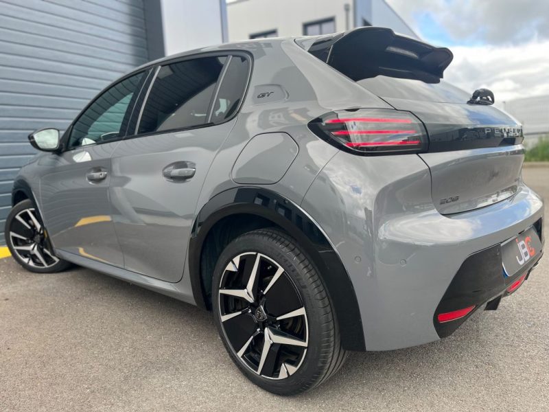 PEUGEOT 208 GT HYBRID 136CH - FULL OPTION - GARANTIE PEUGEOT