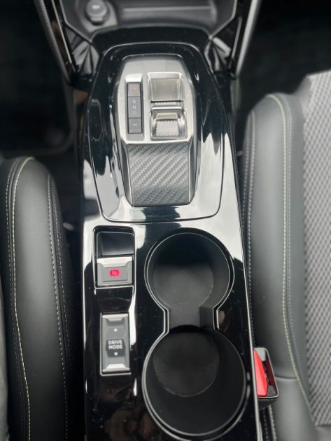 PEUGEOT 208 GT HYBRID 136CH - FULL OPTION - GARANTIE PEUGEOT