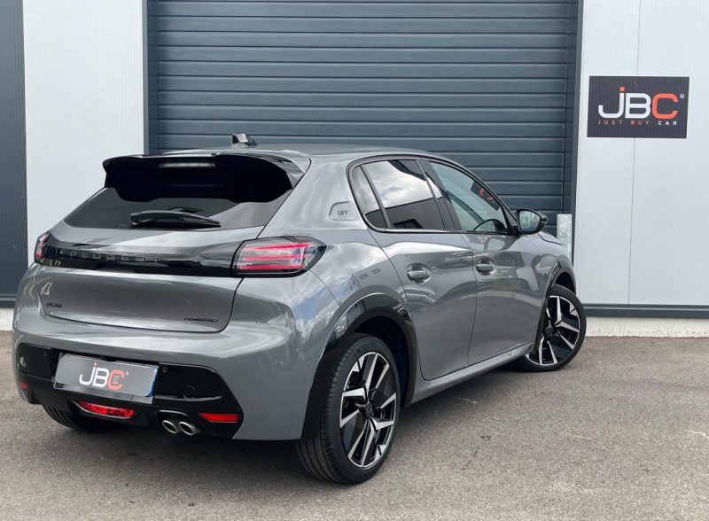 PEUGEOT 208 GT HYBRID 136CH - FULL OPTION - GARANTIE PEUGEOT