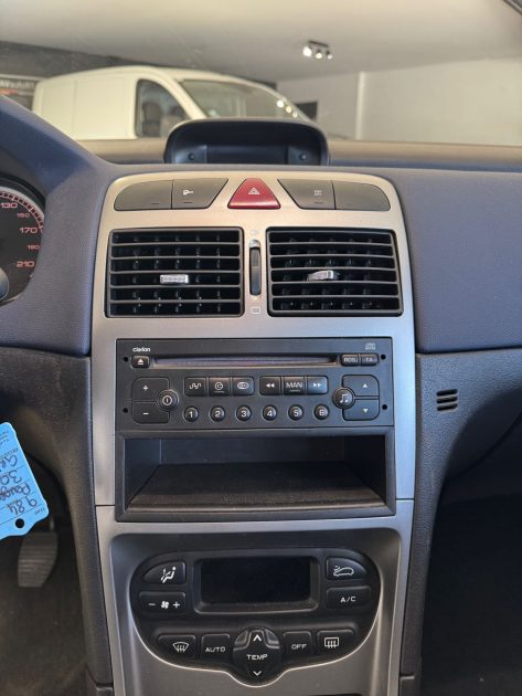 PEUGEOT 307 1.6 110CV - Distribution Neuve - Garantie 12 mois ou 15.000km - CT Ok - Révisée 