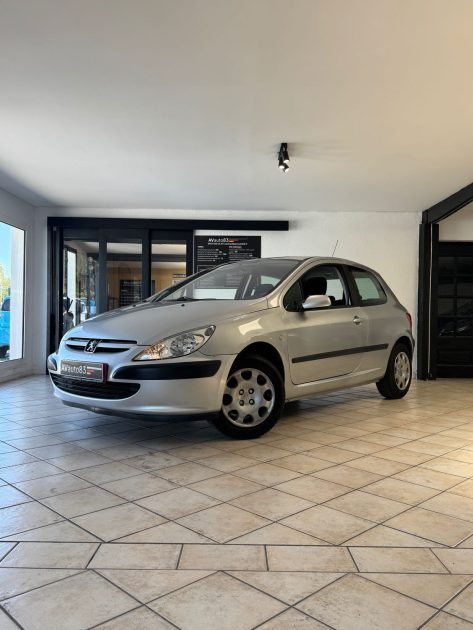 PEUGEOT 307 1.6 110CV - Distribution Neuve - Garantie 12 mois ou 15.000km - CT Ok - Révisée 