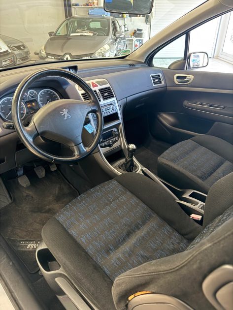 PEUGEOT 307 1.6 110CV - Distribution Neuve - Garantie 12 mois ou 15.000km - CT Ok - Révisée 