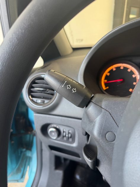 OPEL CORSA 1.2 EcoFlex 70CV - Garantie 12 mois ou 15.000km - CT OK