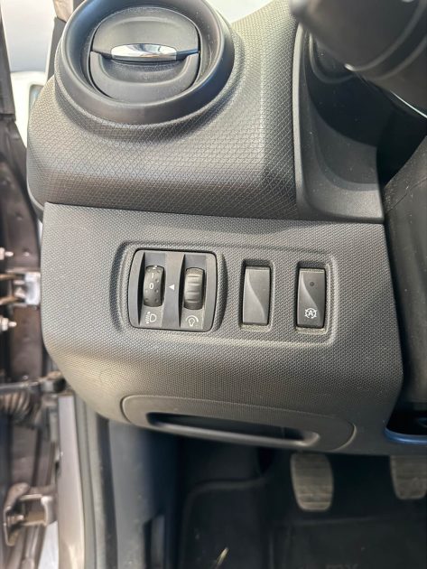 RENAULT CLIO 0.9 Tce 90CV - Première Main - Garantie 12 Mois ou 15.000km - Moteur à Chaine - CT Ok