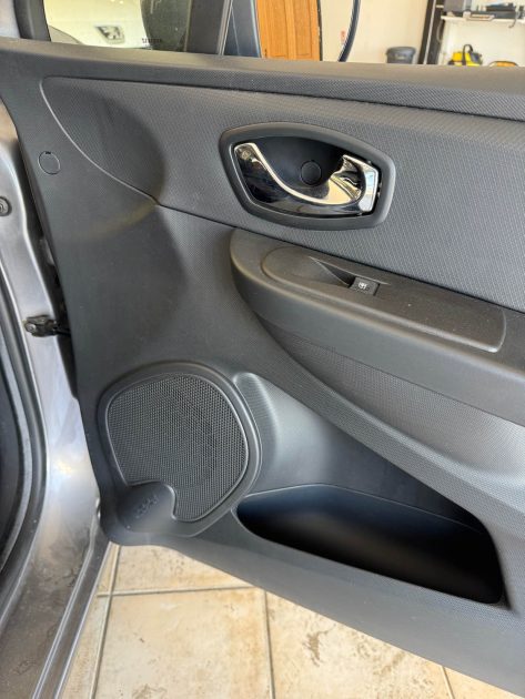 RENAULT CLIO 0.9 Tce 90CV - Première Main - Garantie 12 Mois ou 15.000km - Moteur à Chaine - CT Ok