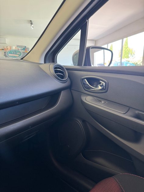 RENAULT CLIO 0.9 Tce 90CV - Première Main - Garantie 12 Mois ou 15.000km - Moteur à Chaine - CT Ok