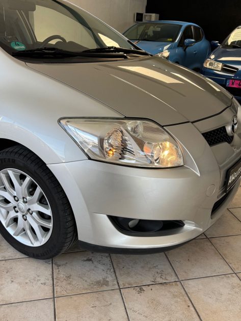 TOYOTA AURIS 1.6 VVTi 124Cv LINEA SOL - Moteur à chaîne - Garantie 12 mois ou 15.000km - CT OK
